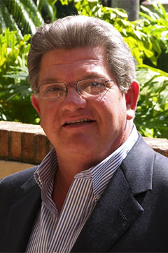 Headshot of Maximo Alvarez